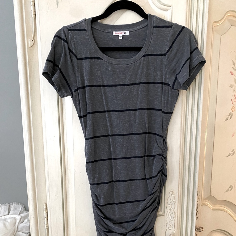T-shirt tapered dress